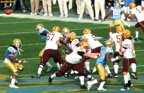 #26 - Andrew Abbott, Cornerback.