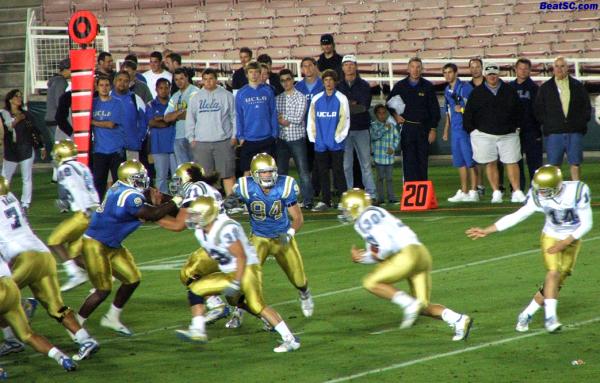 #30 - Demetrius Papadakis, Fullback.